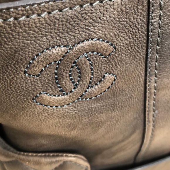 Authentic CHANEL Aged Moto Ankle Quilted BOOTS - Picture 6 of 8